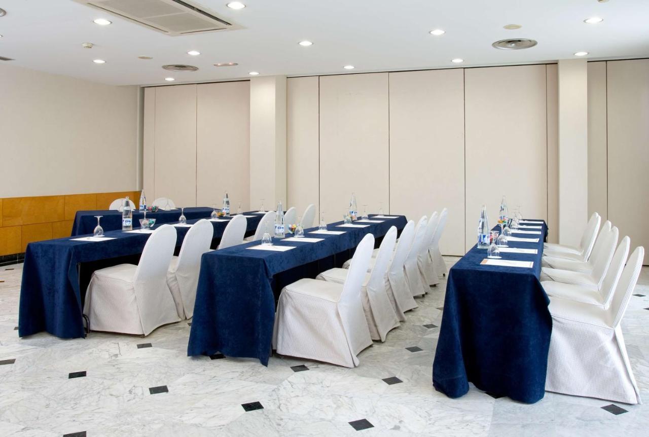 Hotel Nh Ciutat De 4*
